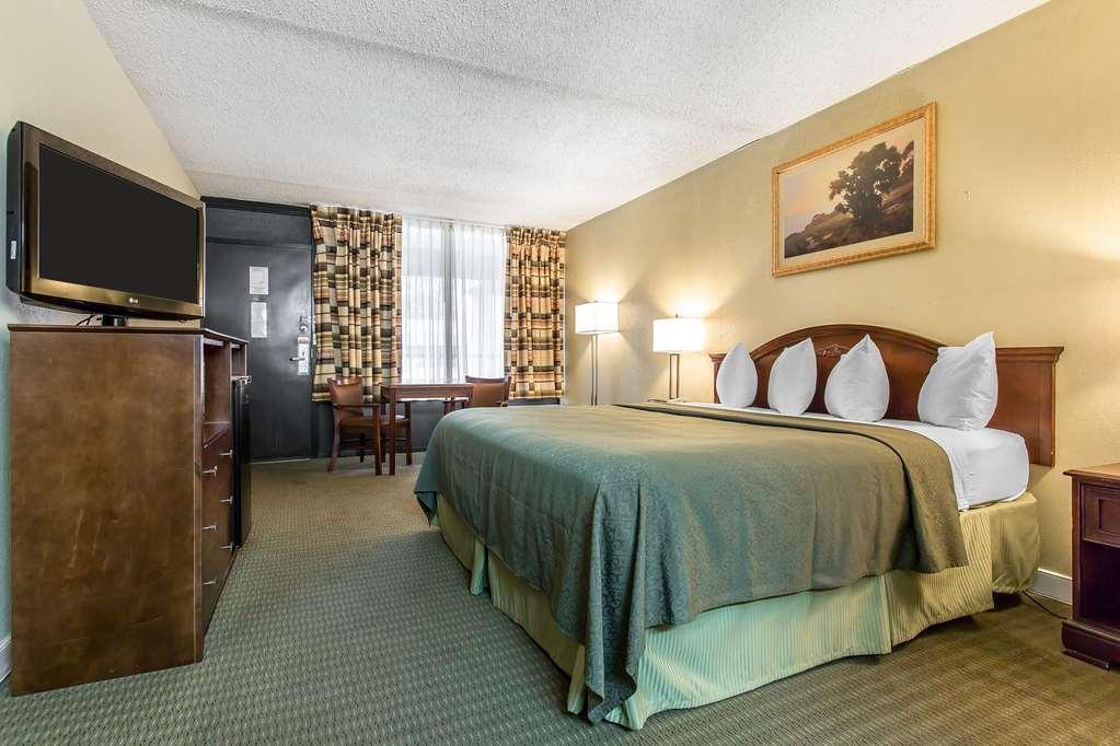 Rodeway Inn Lawton Pokój zdjęcie